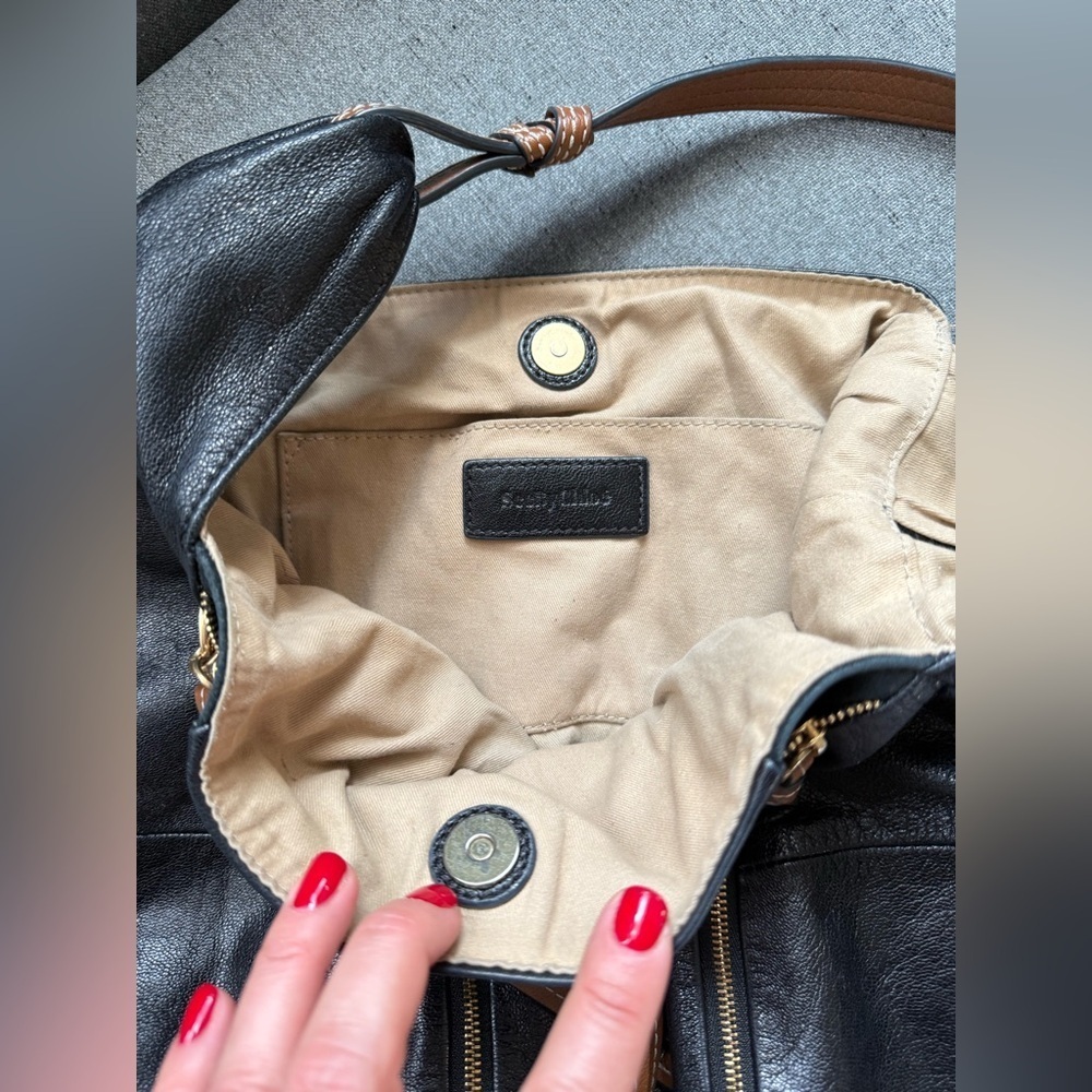 See By Chloé Indra hobo bag Black - Picture 10 of 13